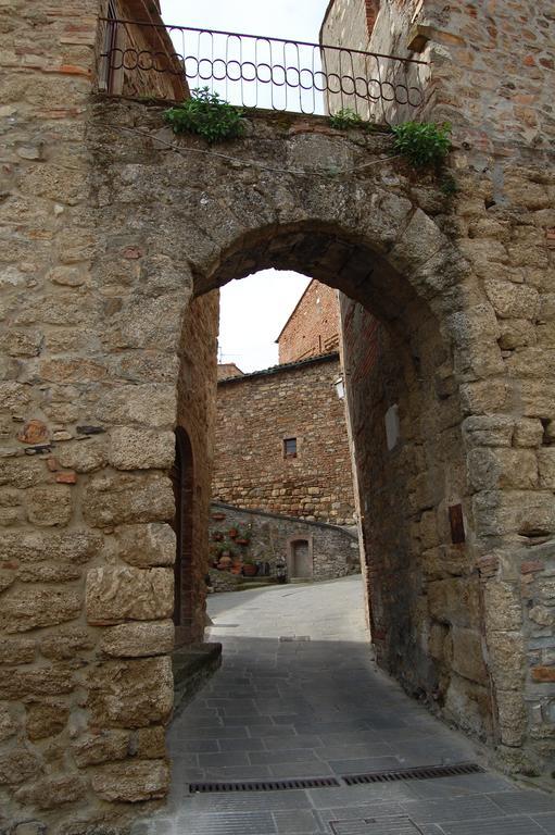 Emily House Montecerboli Exterior foto